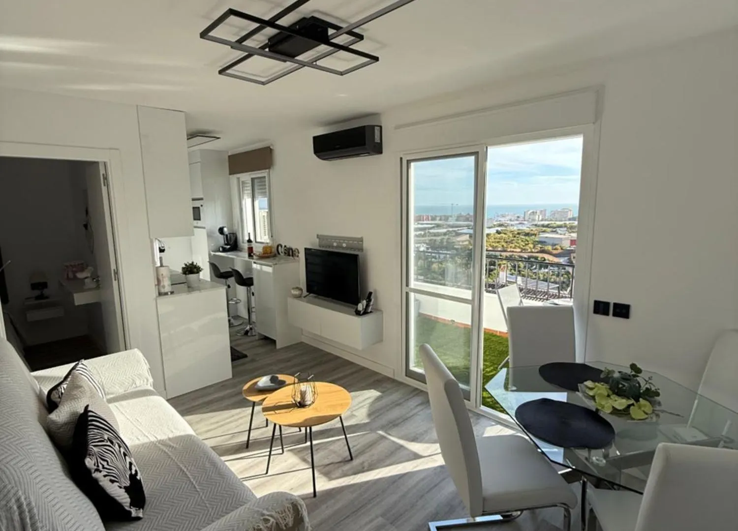 Apartment Apartamento Florkin Vacacional Acogedor Recien Reformado Con Vistas Al Mar Spain